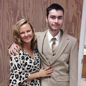 Meet your Posher, Connor